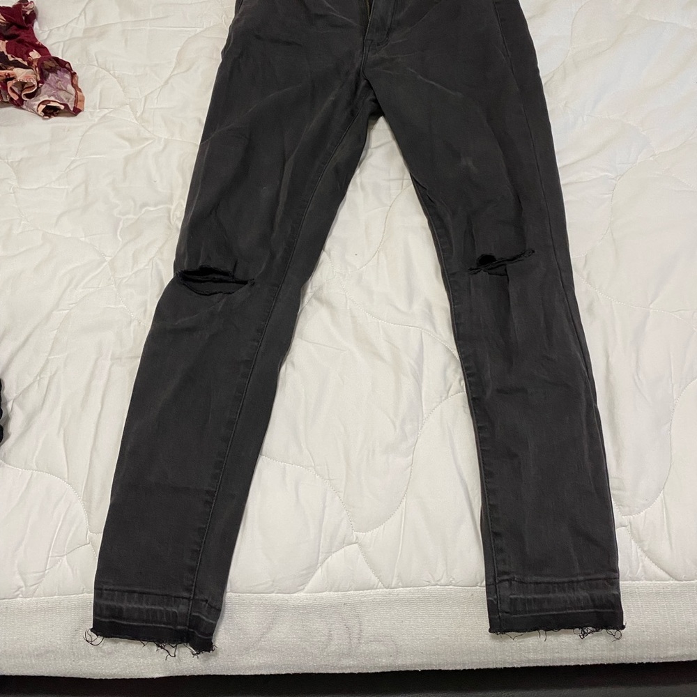 Women Aeropostale jeans in black size 4